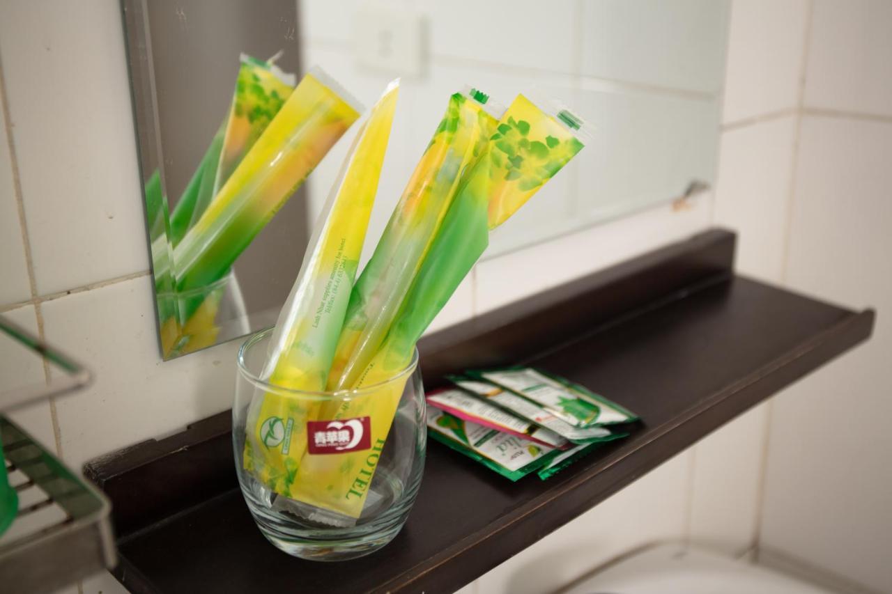 Hanoisunflowersuitehostel Zewnętrze zdjęcie